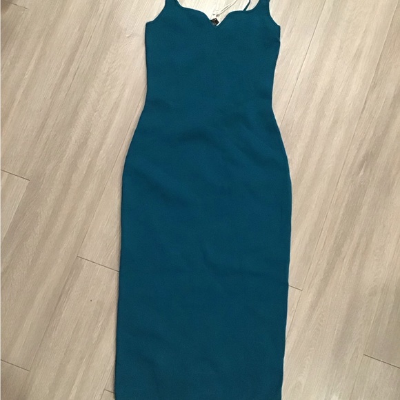 NEW The Sei double strap knitted dress - Picture 5 of 9